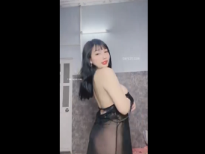 Video show hàng của em thiên ý